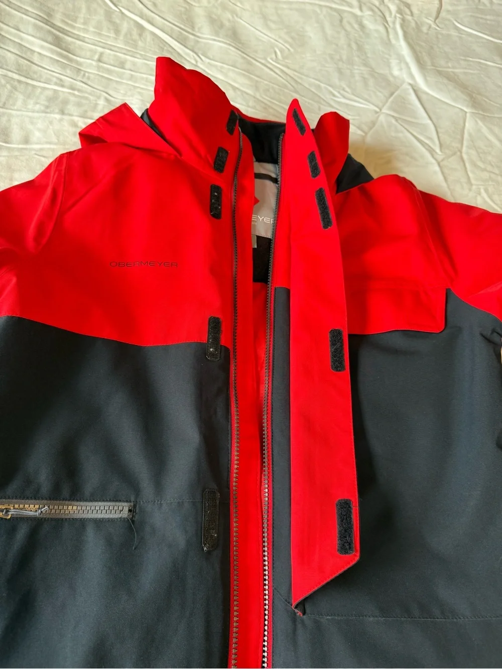 Obermeyer Boys' Axel Insulated Jacket in the colorway Brakelight (Red/Black)